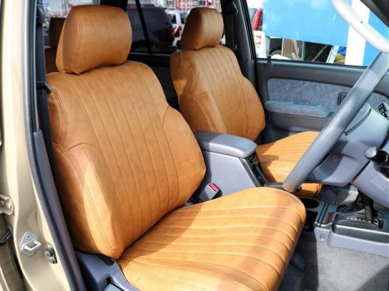 HILUX SURF