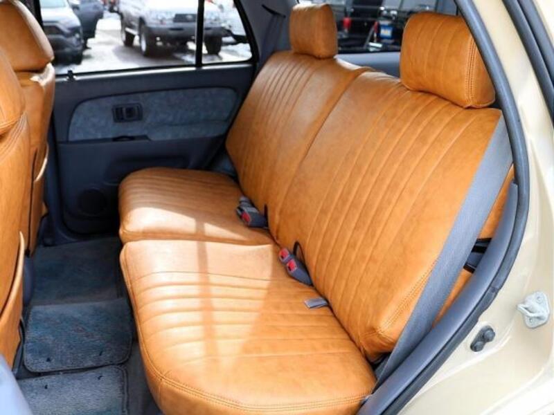 HILUX SURF