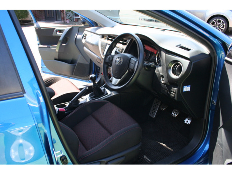 AURIS
