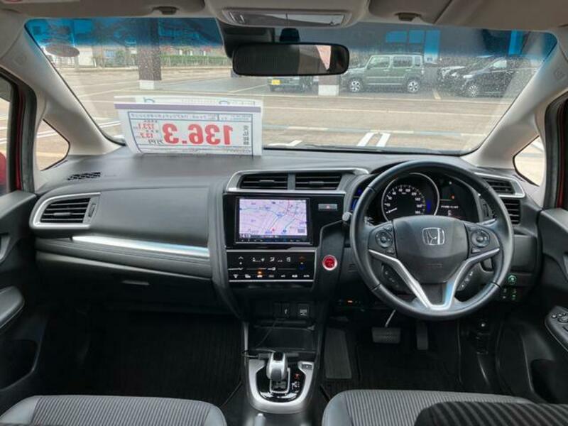 FIT HYBRID
