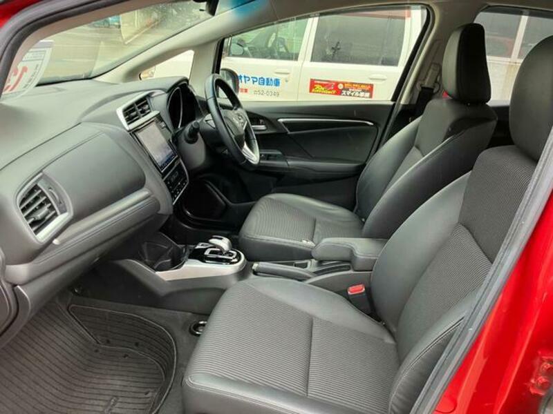 FIT HYBRID