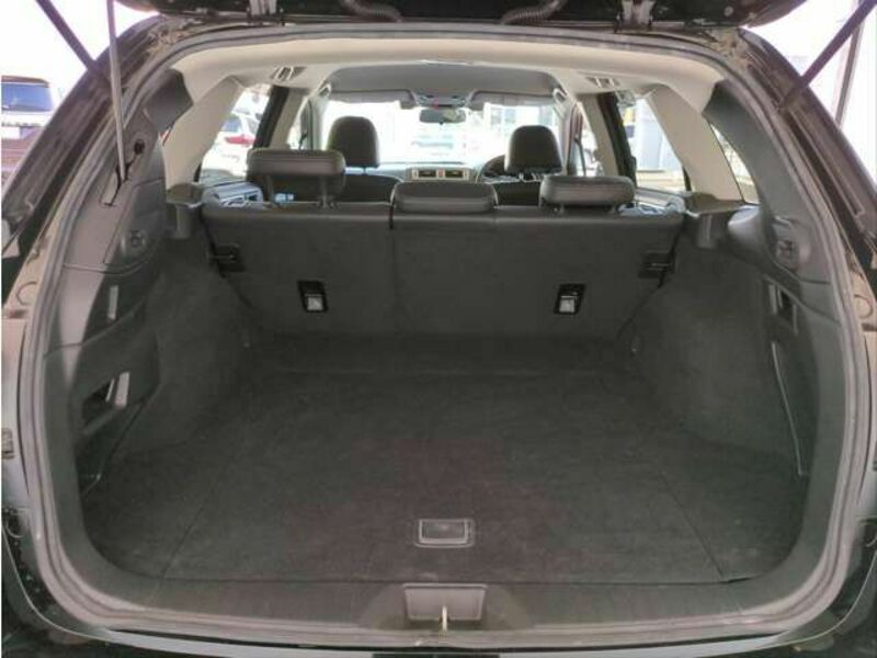 LEGACY OUTBACK