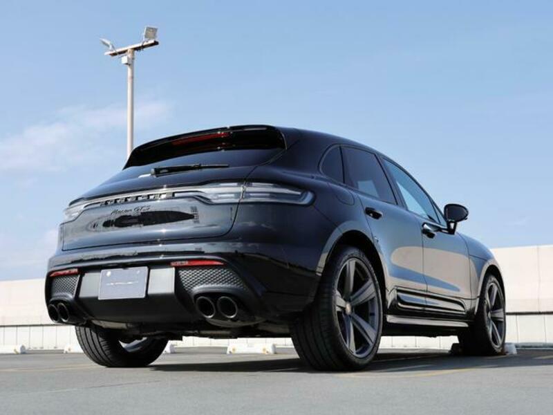 MACAN