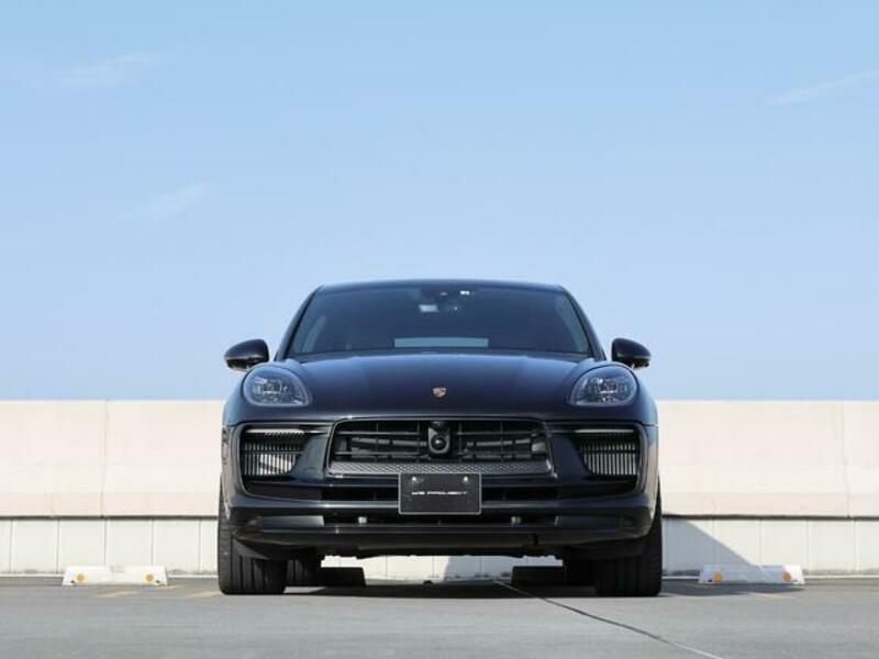 MACAN
