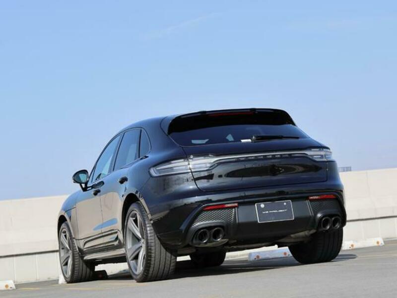 MACAN