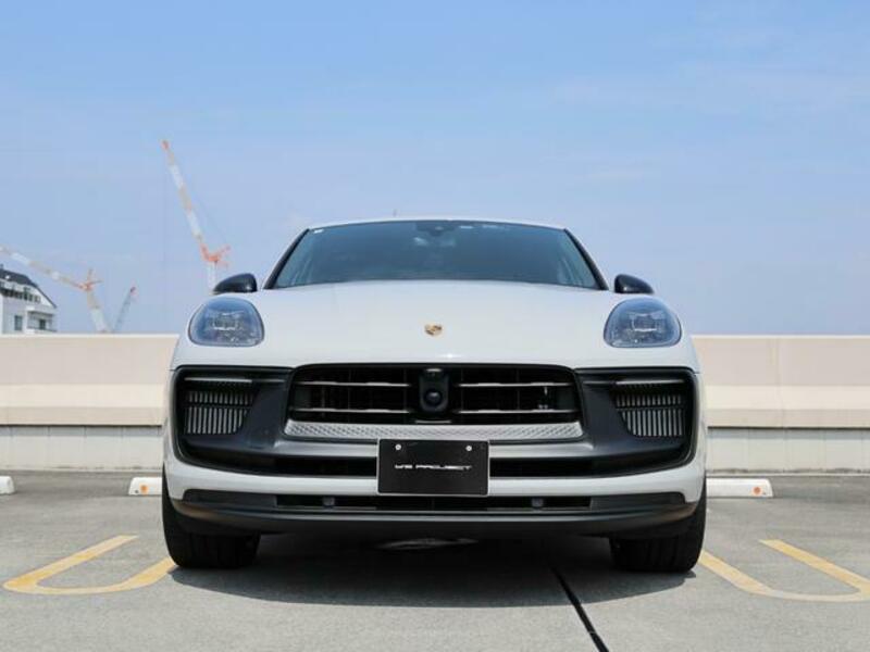 MACAN
