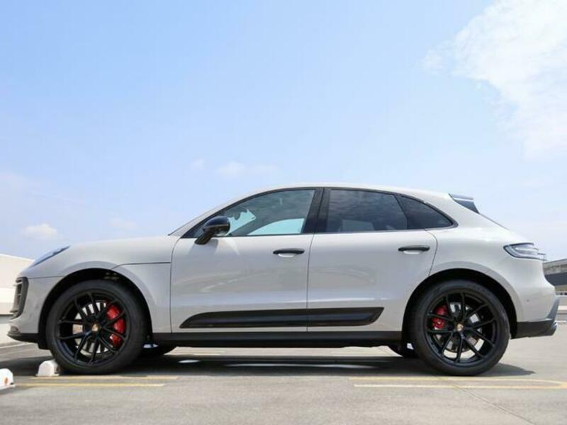 MACAN