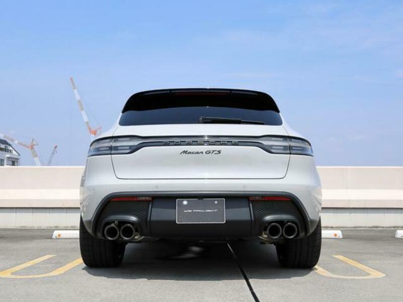 MACAN