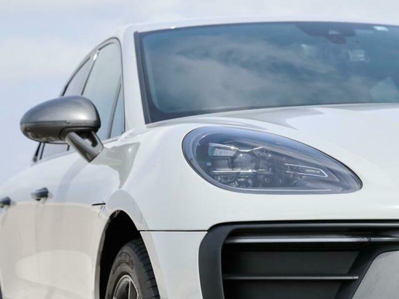 MACAN