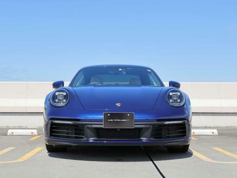 911