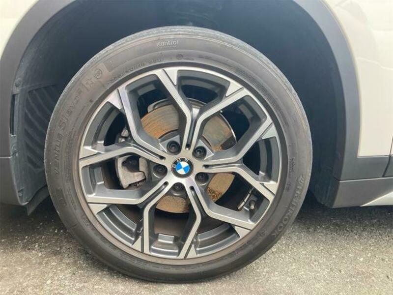 X1