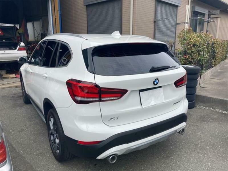 X1