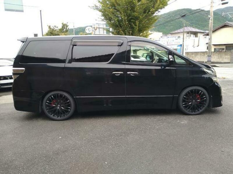 VELLFIRE