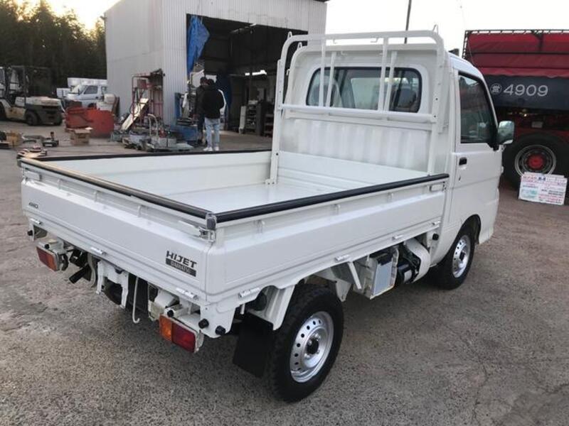 HIJET TRUCK