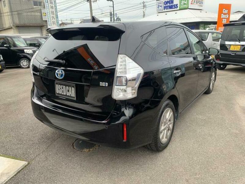 PRIUS ALPHA