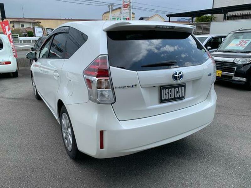 PRIUS ALPHA