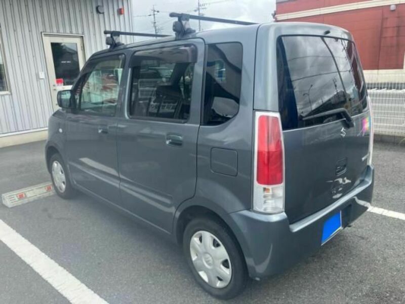 WAGON R