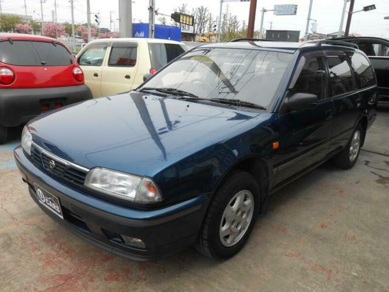 NISSAN AVENIR