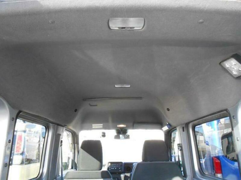 N-VAN