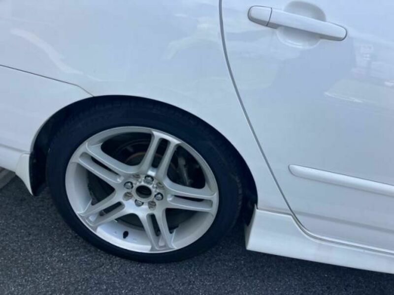 COROLLA FIELDER