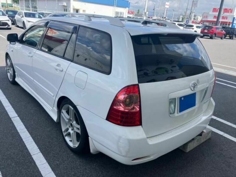COROLLA FIELDER