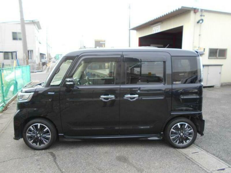 SPACIA CUSTOM