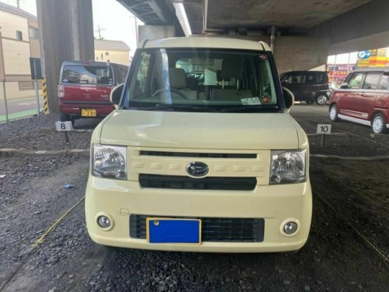 DAIHATSU MOVE CONTE