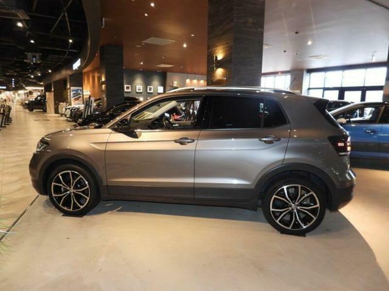 T CROSS