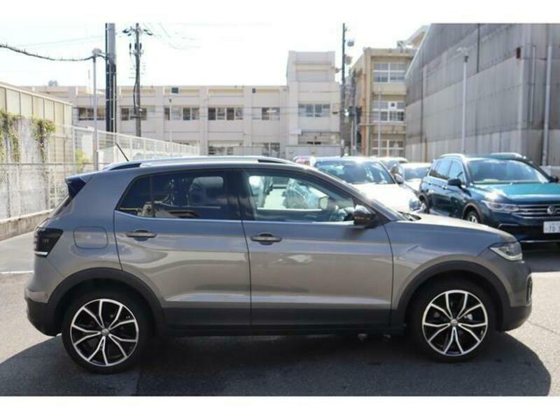 T CROSS