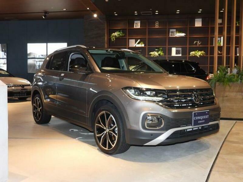 T CROSS