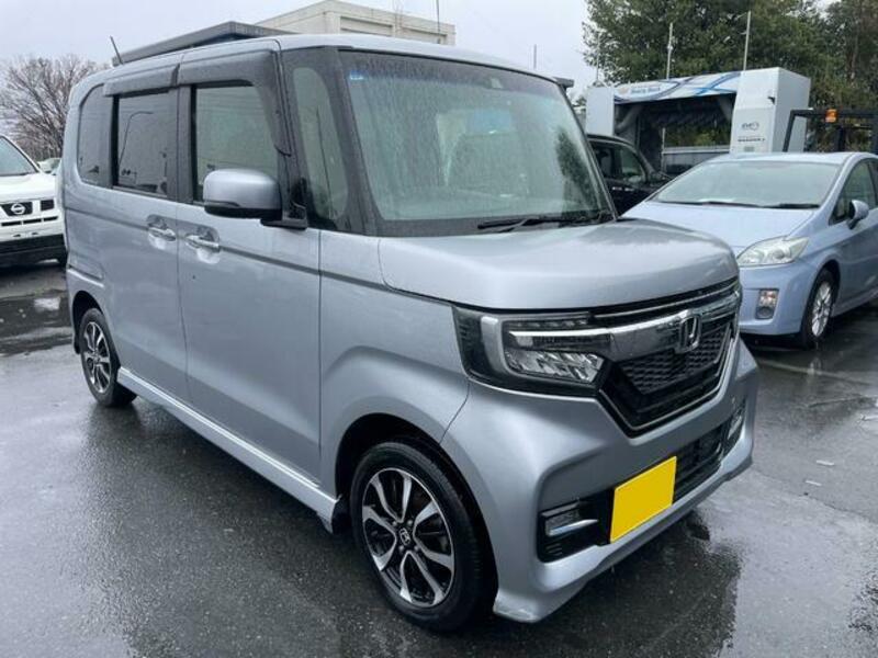 HONDA N BOX CUSTOM