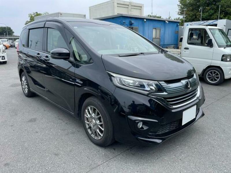 HONDA FREED HYBRID