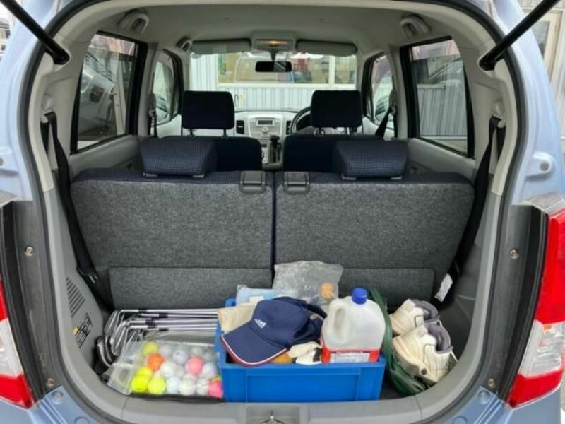 WAGON R