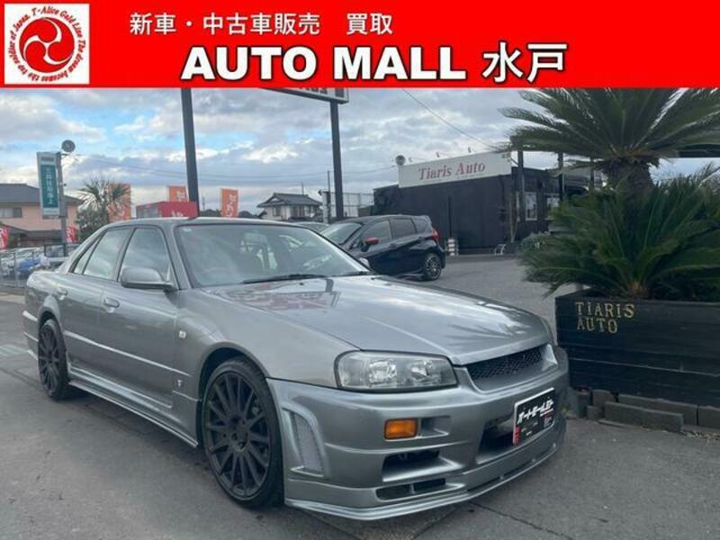 NISSAN SKYLINE