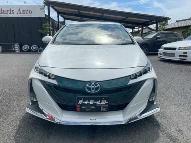 PRIUS PHV