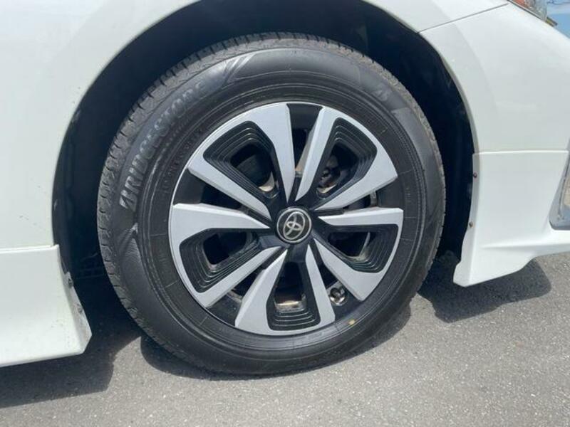 PRIUS PHV