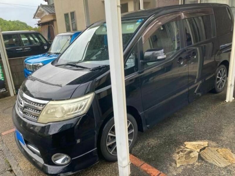NISSAN SERENA