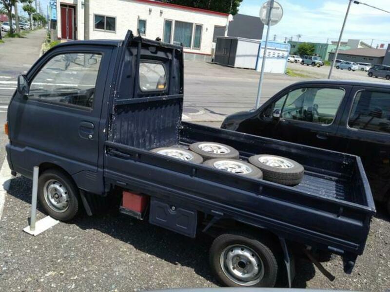 MINICAB TRUCK