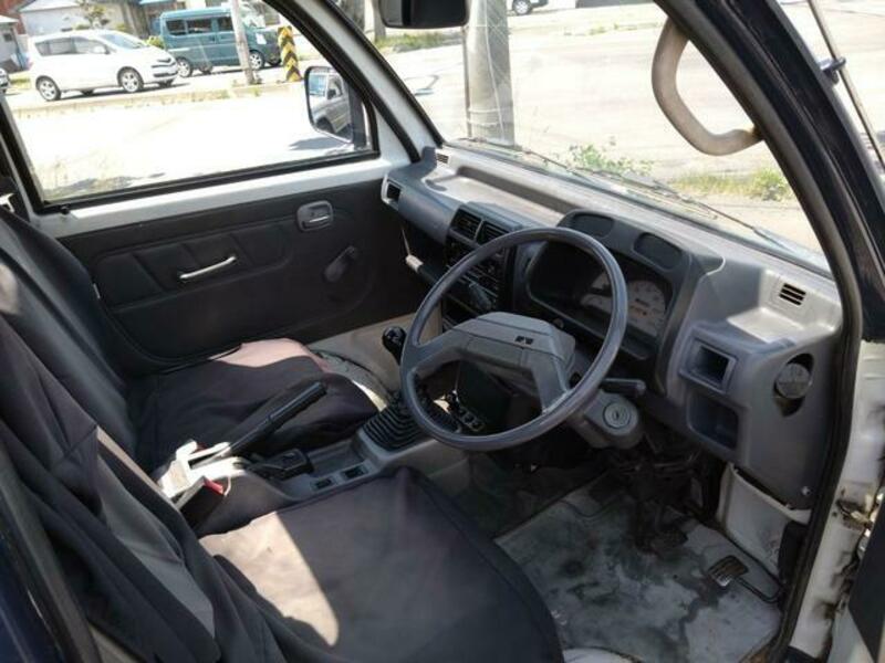 MINICAB TRUCK