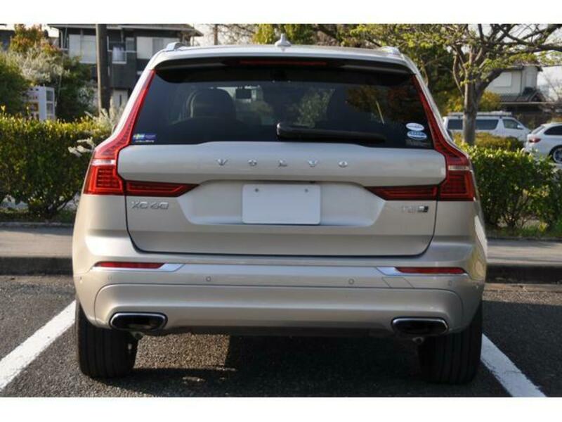 XC60