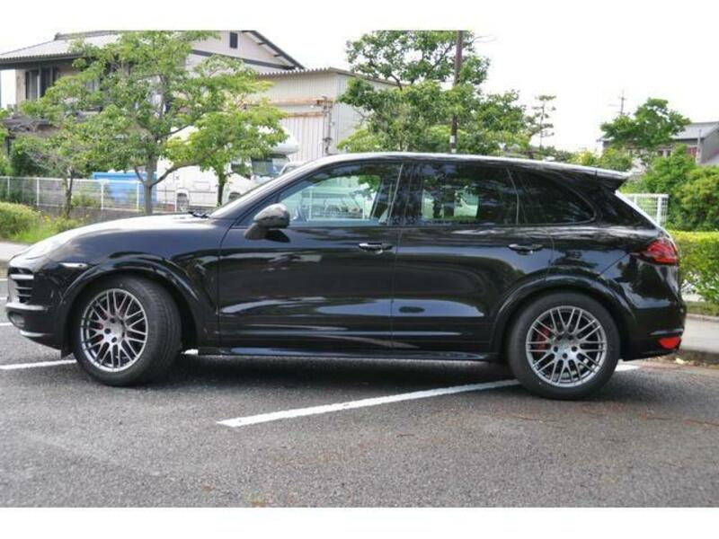 CAYENNE
