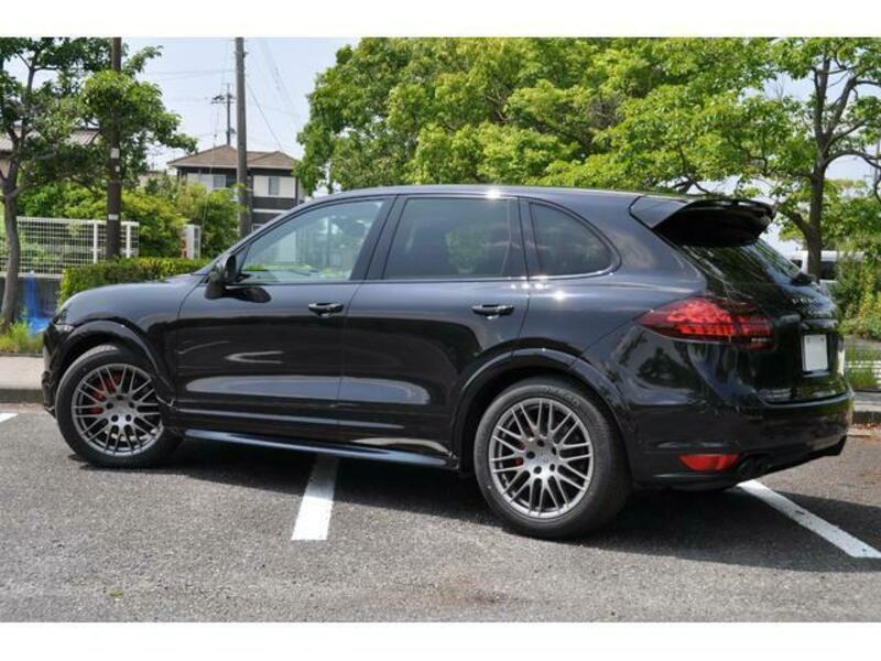 CAYENNE