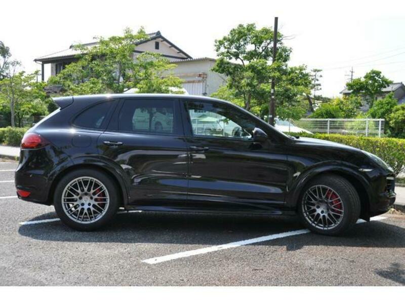 CAYENNE