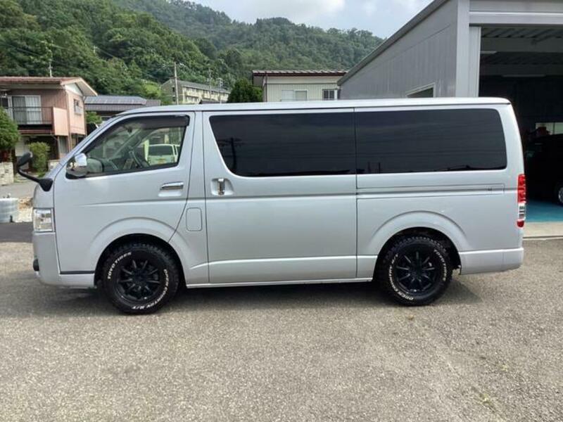 HIACE VAN