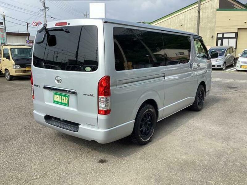HIACE VAN