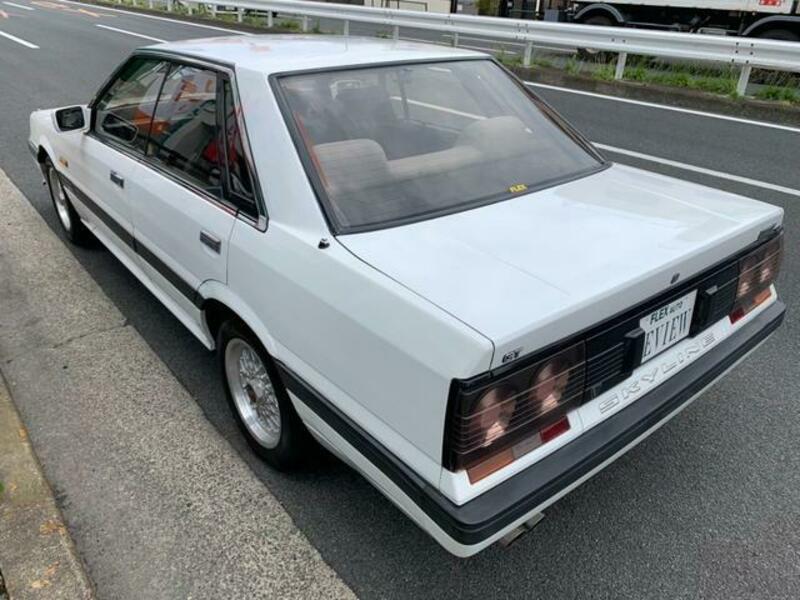 SKYLINE