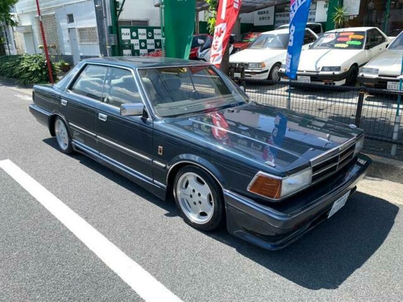 NISSAN GLORIA