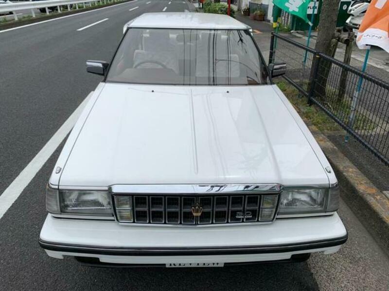 CROWN