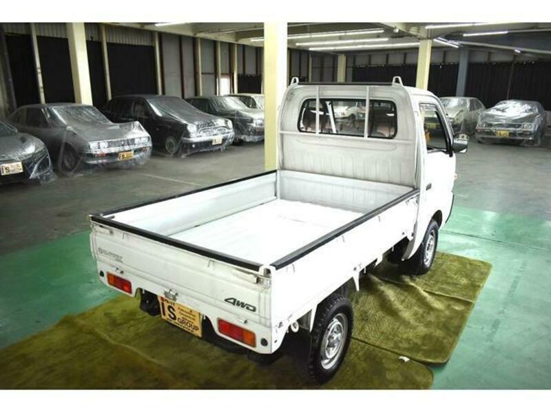 CARRY TRUCK
