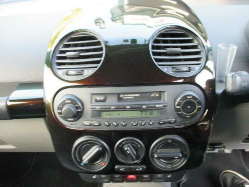 NEW BEETLE